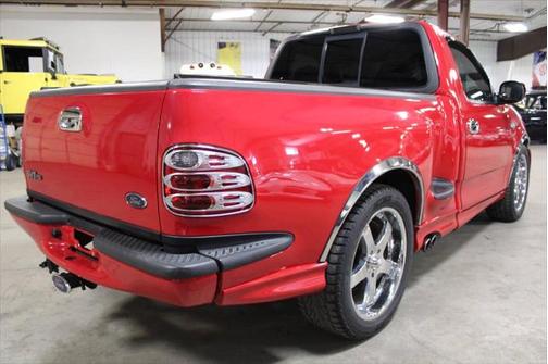 2001 Ford F-150 Base 2dr Regular Cab 2WD Flareside SB