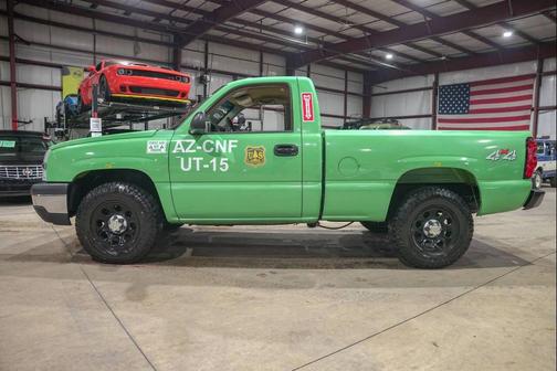 2004 Chevrolet Silverado 1500 Work Truck