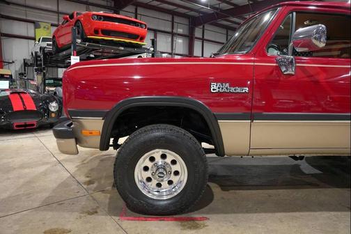 1992 Dodge Ramcharger 150 Canyon Sport 2dr 4WD SUV