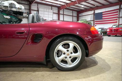 2000 Porsche Boxster Base 2dr Convertible