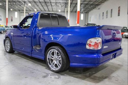 2004 Ford F-150 Base 2dr Regular Cab Rwd Flareside SB