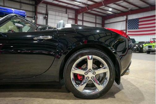 2006 Pontiac Solstice Base 2dr Convertible