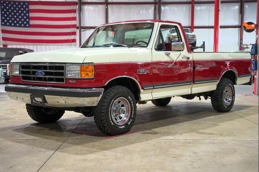 White 1990 Ford F-150 XLT Lariat