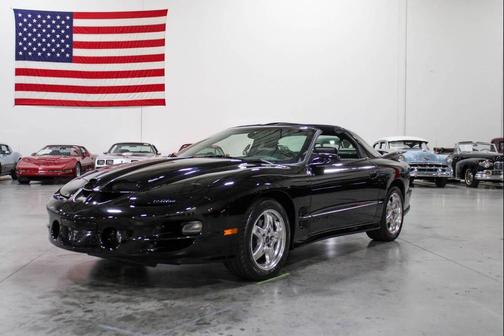 2002 Pontiac Firebird Trans Am 2dr Hatchback