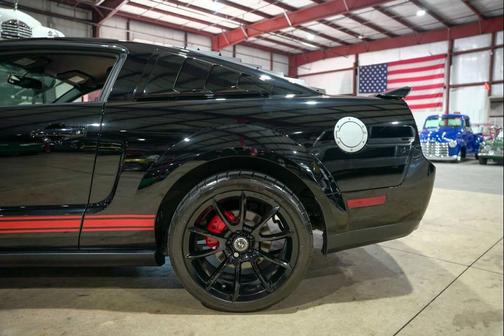 2009 Ford Shelby GT500 Base