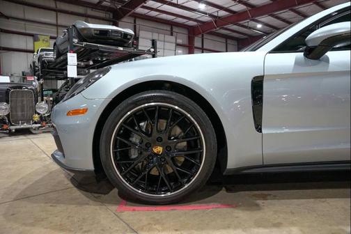 2018 Porsche Panamera 4S