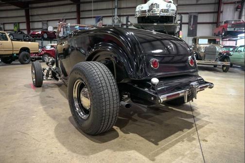 1932 Ford Roadster 