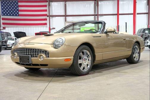 Gold 2005 Ford Thunderbird Deluxe