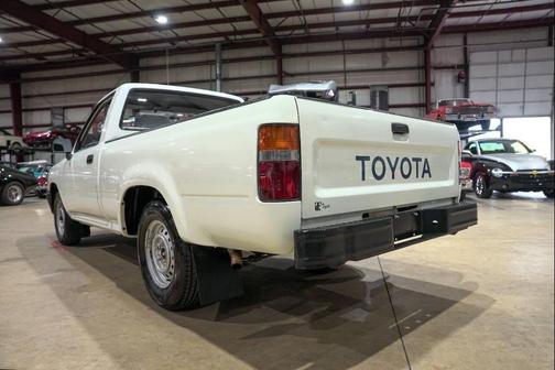 1992 Toyota Pickup Truck Base 2dr Standard Cab SB