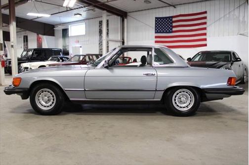 1984 Mercedes-Benz S-Class 380 SL 2dr Convertible