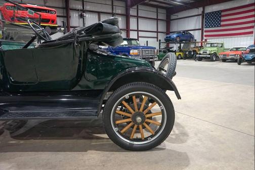 Green 1924 Ford Model T