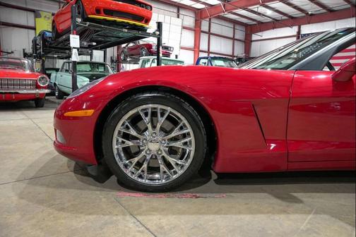 Red 2005 Chevrolet Corvette Base