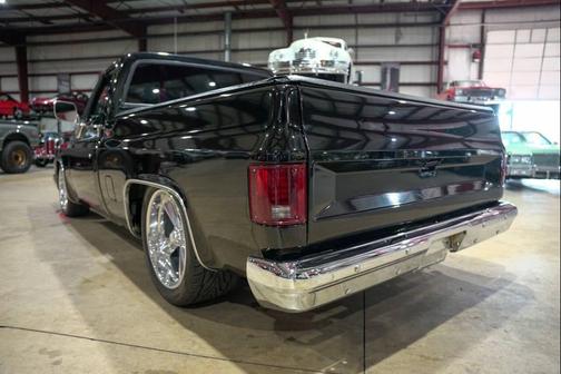 1985 Chevrolet Pickup Truck Base