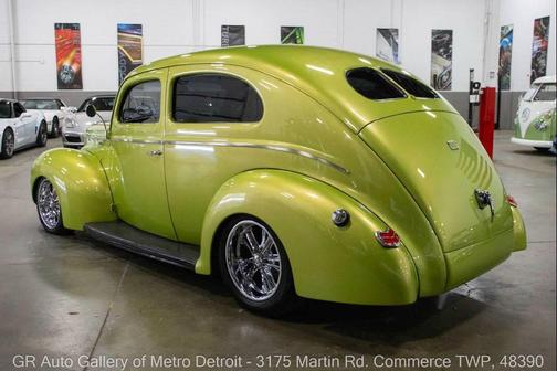 1940 Ford Deluxe Base