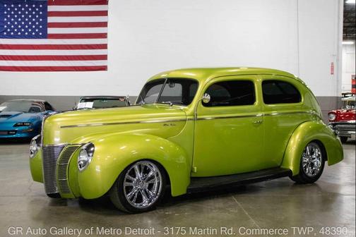 1940 Ford Deluxe Base