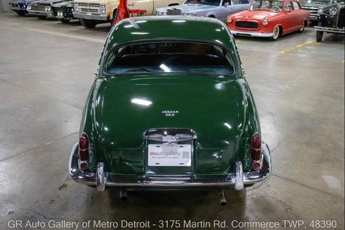 1967 Jaguar Mark II 