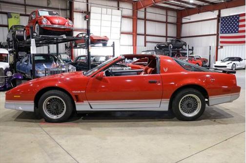 1985 Pontiac Firebird Trans Am 2dr Hatchback