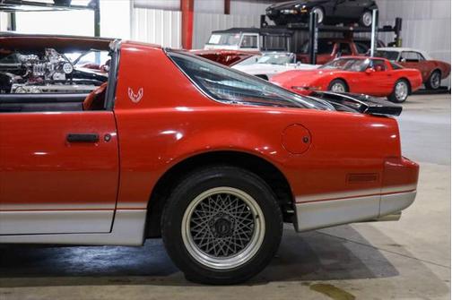 1985 Pontiac Firebird Trans Am 2dr Hatchback