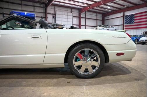 2002 Ford Thunderbird Deluxe