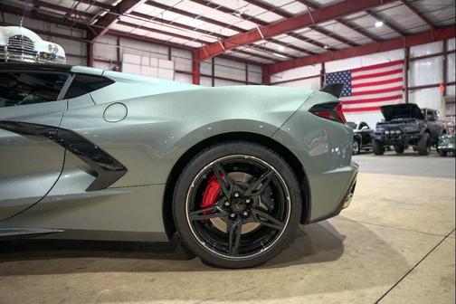 2024 Chevrolet Corvette Stingray w/2LT