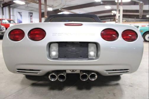 2002 Chevrolet Corvette Base