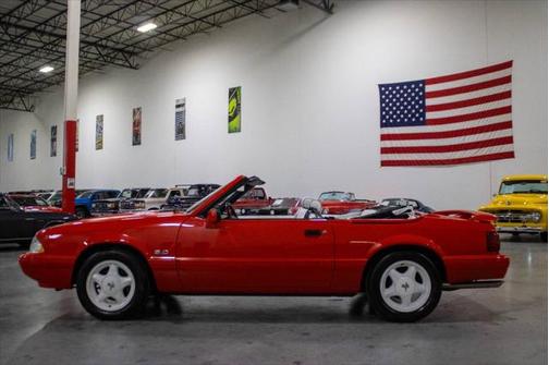 1992 Ford Mustang LX 5.0L Sport