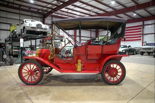 1910 Ford Model T