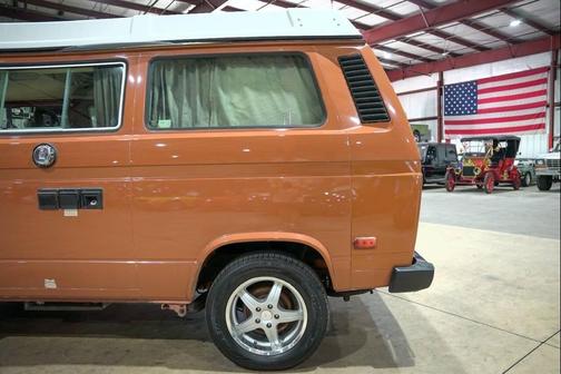 1984 Volkswagen Vanagon Camper 3dr Mini Van