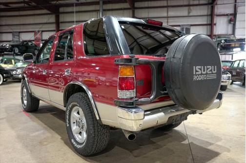 1996 Isuzu Rodeo LS 4dr 4WD SUV