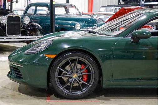 2017 Porsche 718 Cayman Base