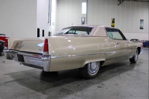 1969 Cadillac DeVille Base
