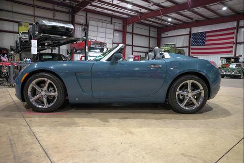 2007 Saturn Sky Base 2dr Convertible