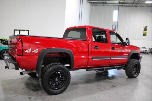 2005 Chevrolet Silverado 2500 LS H/D Crew Cab