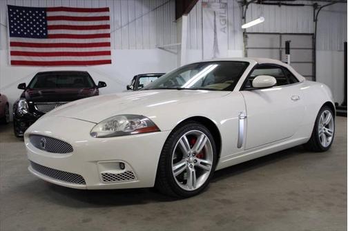 2007 Jaguar XKR Base