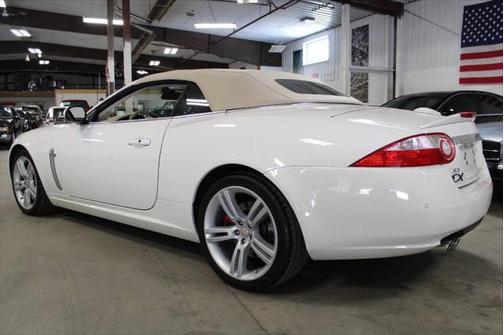 2007 Jaguar XKR Base