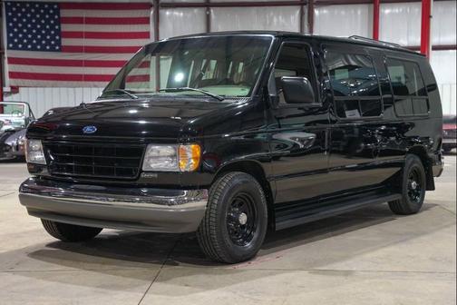 1996 Ford E150 Base