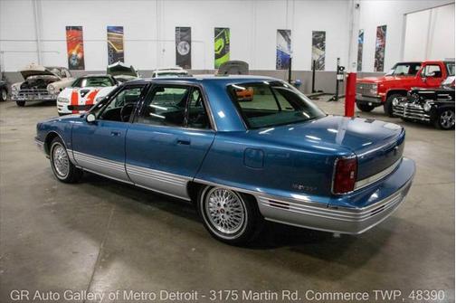 1992 Oldsmobile Ninety-Eight Regency Elite 4dr Sedan