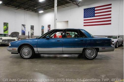 1992 Oldsmobile Ninety-Eight Regency Elite 4dr Sedan