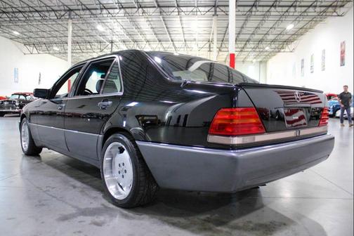 1993 Mercedes-Benz S-Class 400 SEL 4dr Sedan