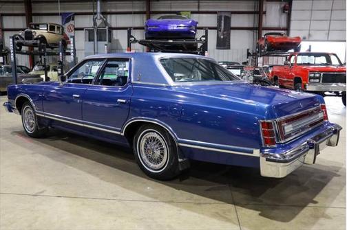 1977 Ford LTD Landau
