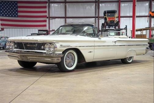 1960 Pontiac Bonneville 