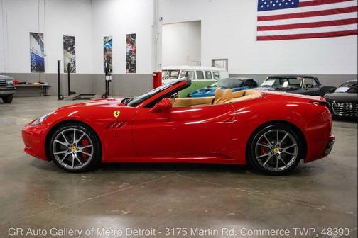2014 Ferrari California Base