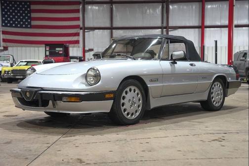 1987 Alfa Romeo Spider Quadrifoglio 2dr Convertible