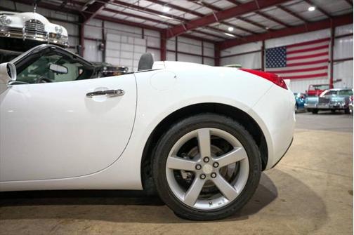2008 Pontiac Solstice Base 2dr Convertible