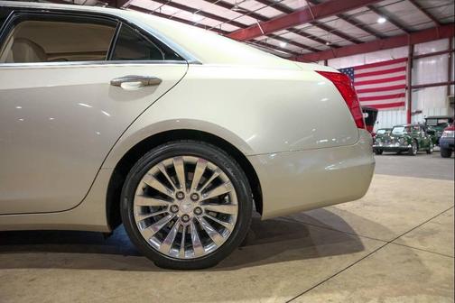 2016 Cadillac CTS 2.0L Turbo Luxury