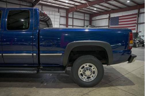 2002 Chevrolet Silverado 2500 LT H/D Extended Cab