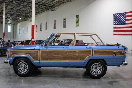 1987 Jeep Grand Wagoneer Base 4dr 4WD SUV