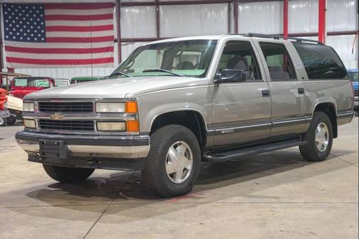 Pewter 1999 Chevrolet Suburban K1500