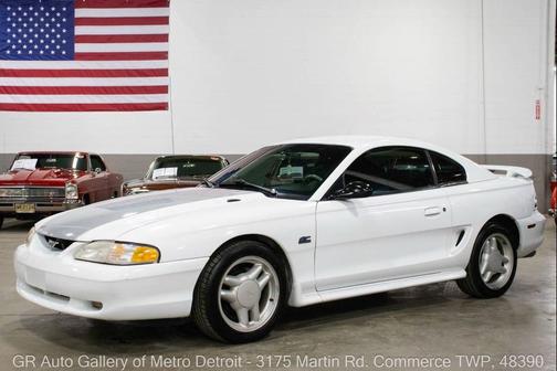 Crystal White 1995 Ford Mustang GT Coupe