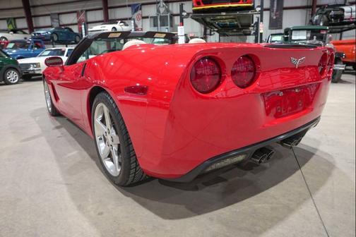 Victory Red 2005 Chevrolet Corvette Base